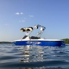 Big Air Cuda tower - 1999 Moomba Outback LS - Polished Aluminum - Wakeboard tower (2)