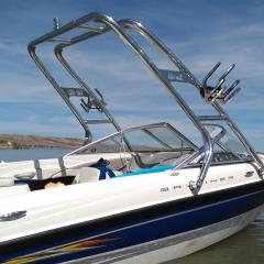 2005 Bayliner 185 with a Big Air Cuda wakeboard tower