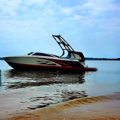 Big Air Cuda Tower-black powder coat-2013 Four Winns H210SS