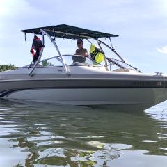 1997-Larson-226LXI-Big-Air-Ice-Tower-and-Super-Shadow-Bimini
