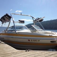 Big Air Ice Tower -  Larson - wakeboard rack - mirror - polished aluminium - wakeboard tower
