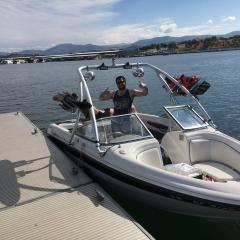 Big Air Ice tower - 2002 Reinell 185 - Aluminum - Wakeboard tower