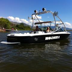 Big Air Vapor Tower - Moomba -polished aluminium - wakeboard tower