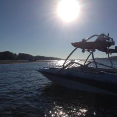 Big Air Vapor tower - 2001 Reinell - Polished Aluminum - Wakeboard tower (2)