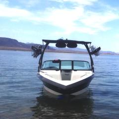 Big Air Vapor Tower and Super Shadow Bimini - 2000 Ski Centurion Elite 23' - Black Aluminum - wakeboard tower (3)
